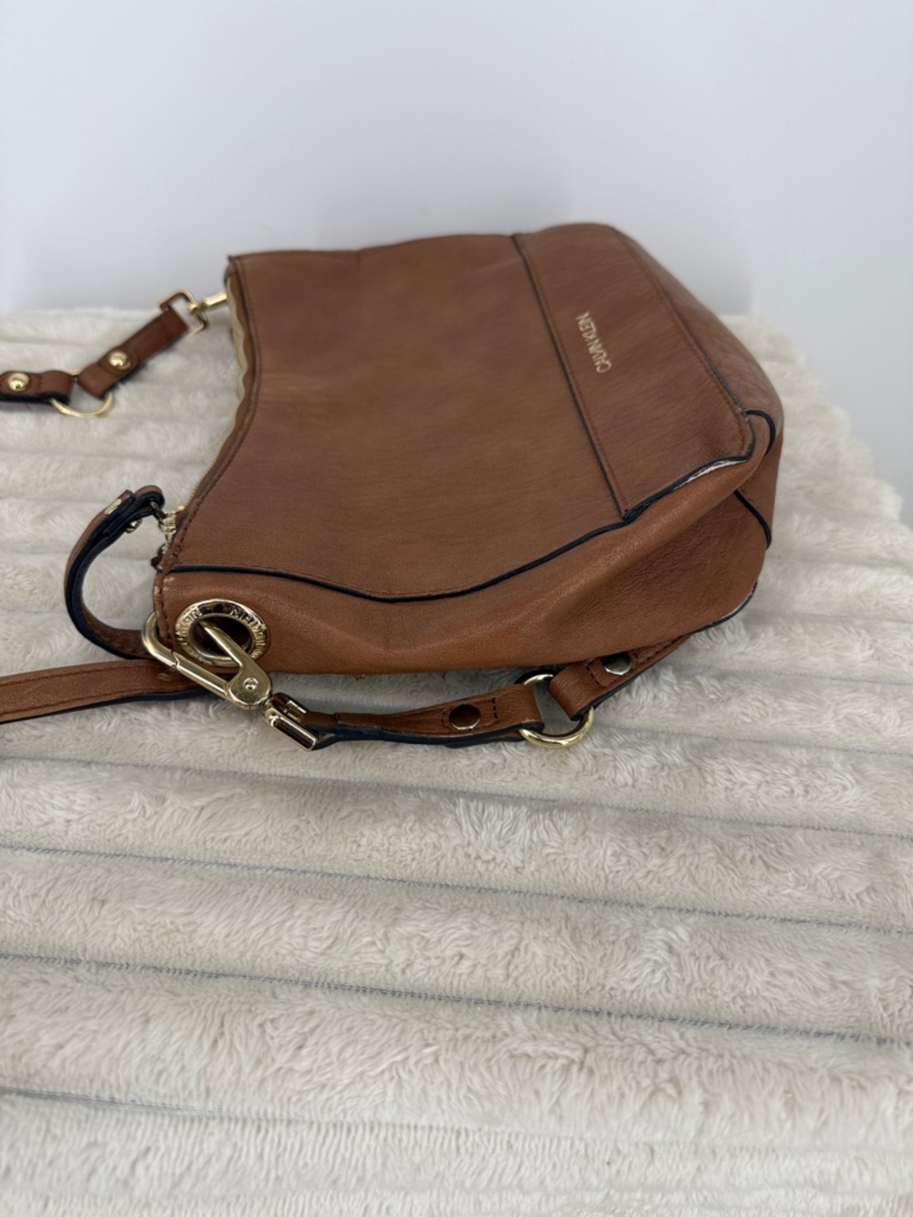 Calvin Klein Sonoma Bubble Lamb Novelty Messenger Crossbody - Picture 10 of 16